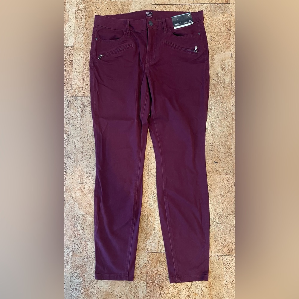 a.n.a Women's Burgundy Jeggings